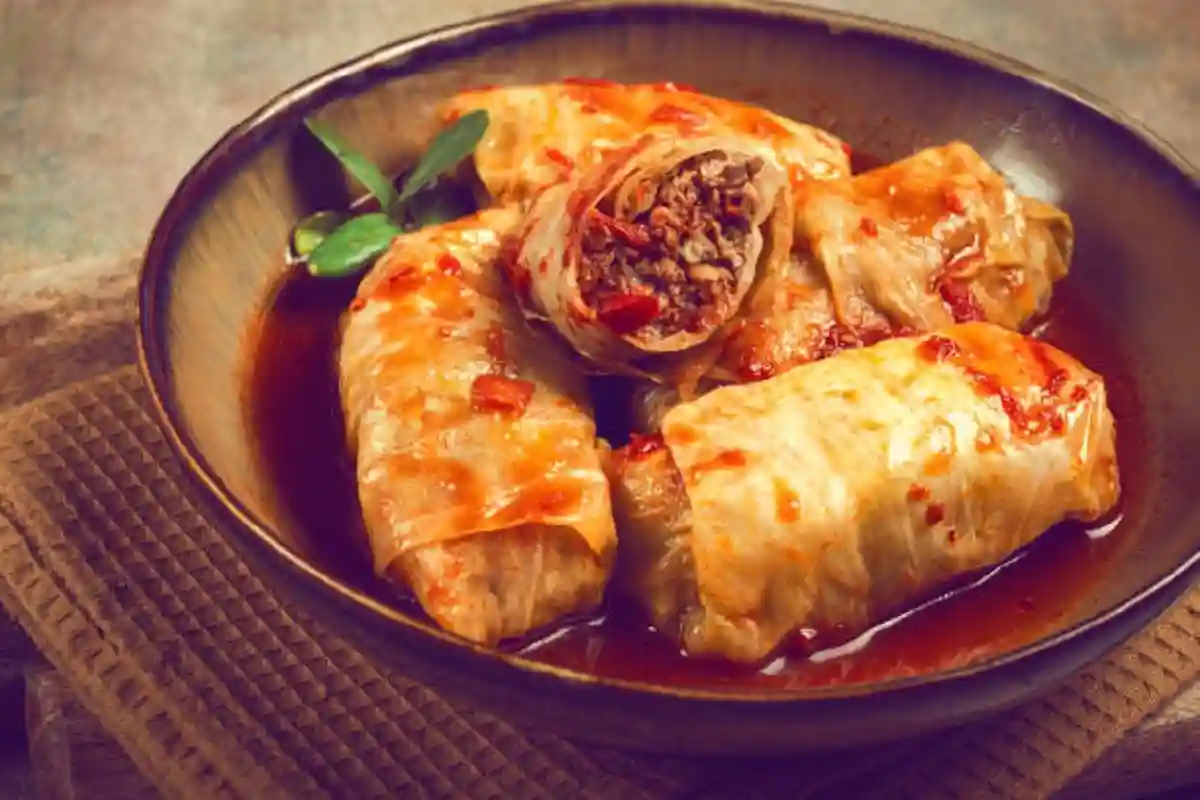 Rollito de col con carne